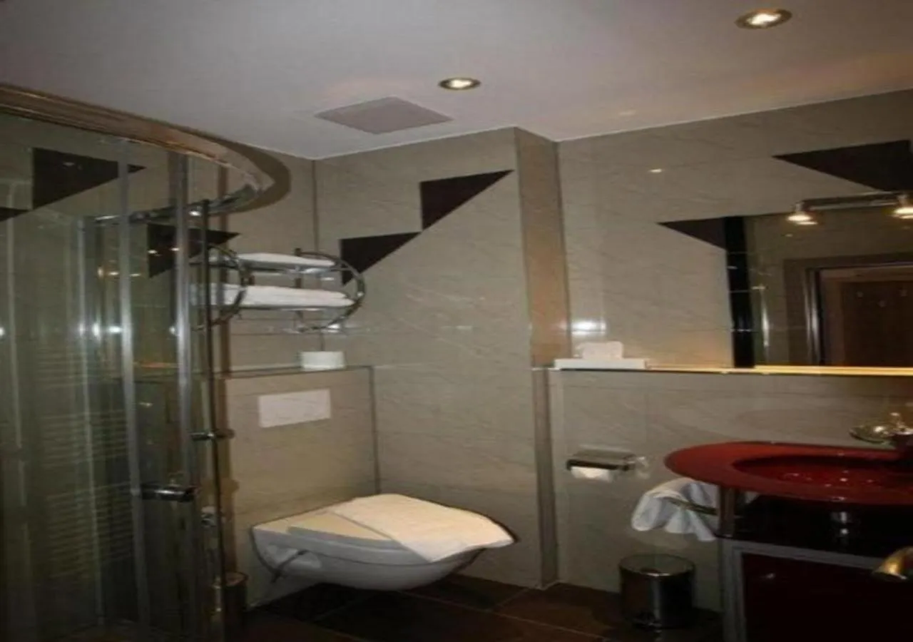 Hotel Kavun Munich